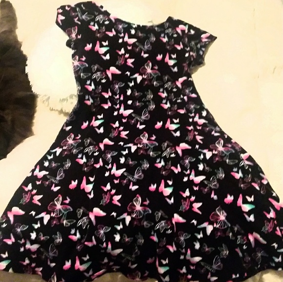 Perfect Spring Dress - Picture 4 of 5